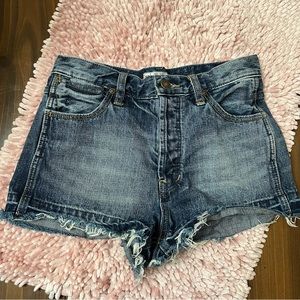 FREE PEOPLE high waisted button fly short shorts
